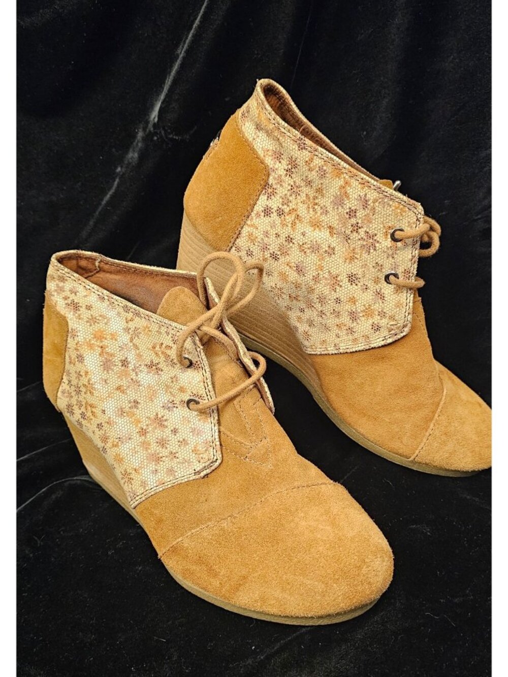 Toms Womens Suede & Canvas Lace-Up Wedge Booties - Tan Floral Pattern Size 7